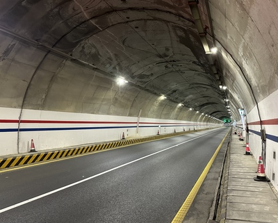 全省首个+自主研发！江西最长公路隧道升级智慧照明系统